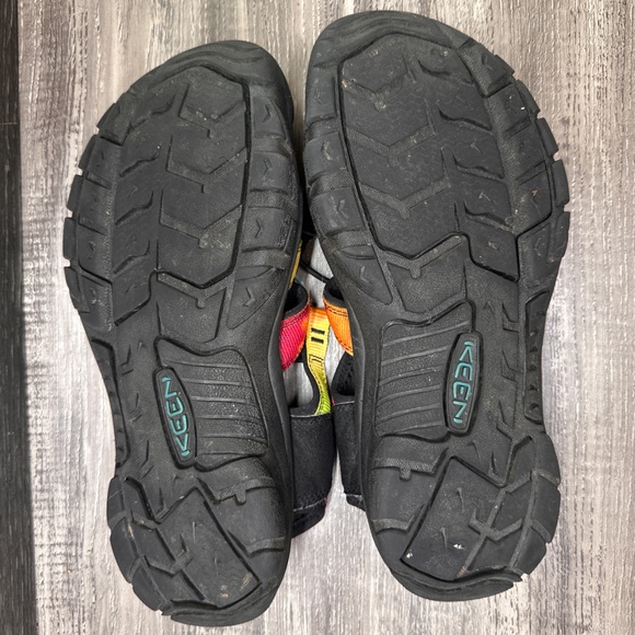 KEEN Newport H2 Rainbow Tye Dye Women's Sandals Waterproof Outdoor 9.5/10W - Picture 5 of 11